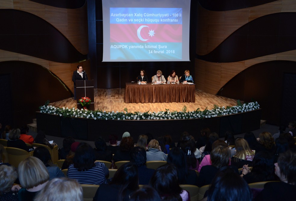 В Баку состоялась конференция «Азербайджанская Демократическая Республика-100. Женщины и избирательное право»