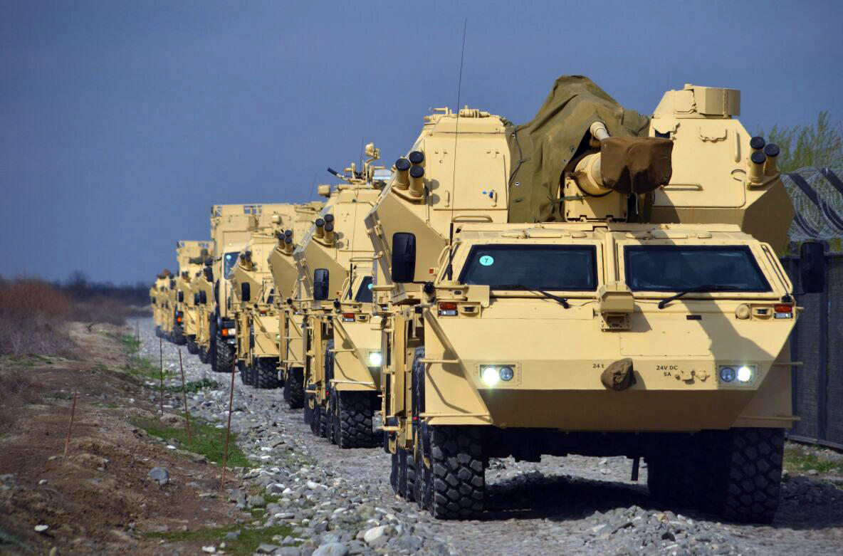 Ракетные и артиллерийские войска ВС Азербайджана выведены в рамках учений на огневые позиции