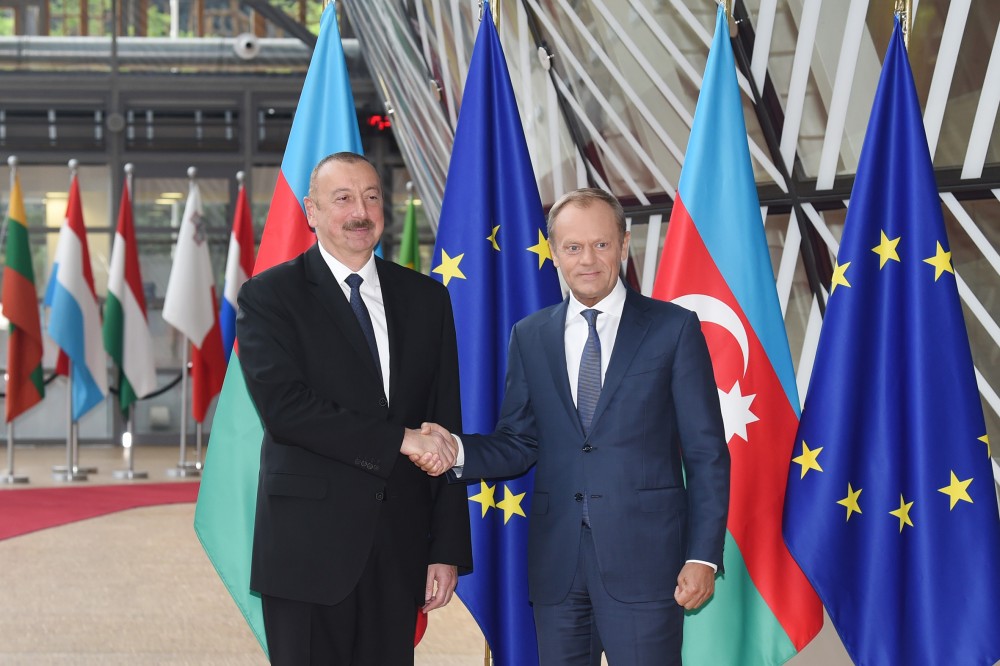 Prezident İlham Əliyev Brüsseldə Avropa İttifaqı Şurasının prezidenti ilə görüşüb