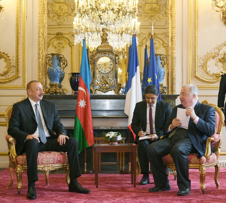 Azərbaycan Prezidenti İlham Əliyev Fransa Senatının sədri Jerar Larşe ilə görüşüb