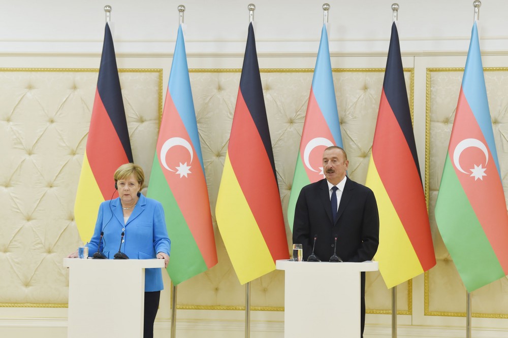 Состоялась совместная пресс-конференция Президента Азербайджана и Федерального канцлера Германии