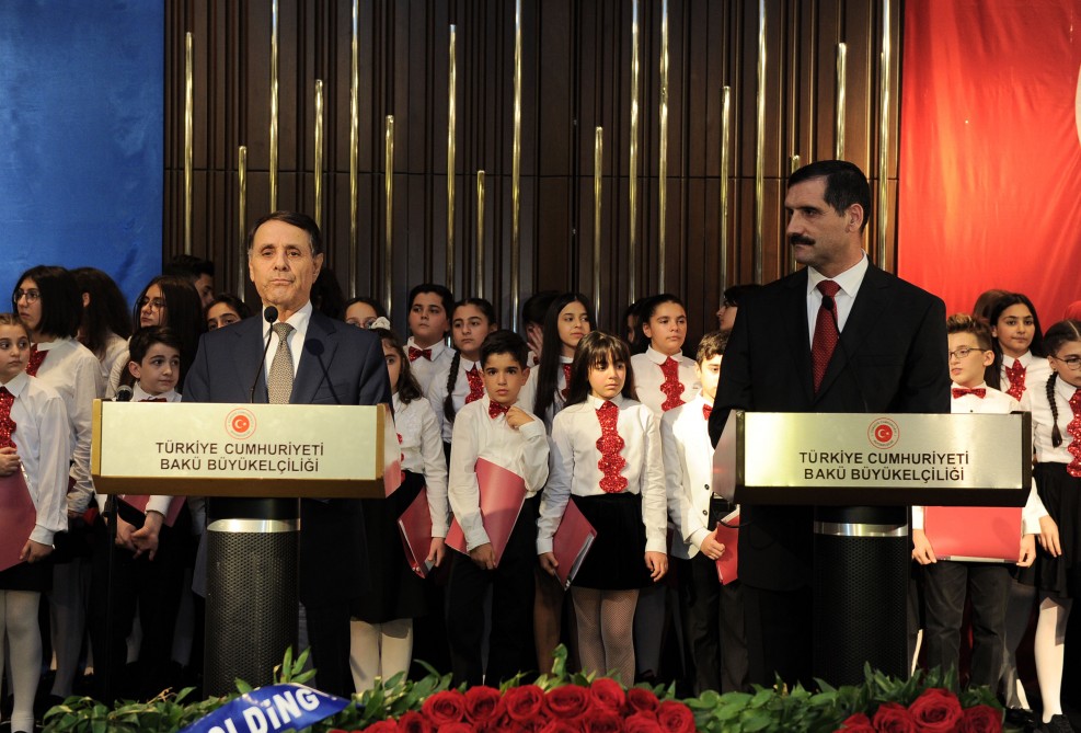 Turkey’s national holiday marked in Baku