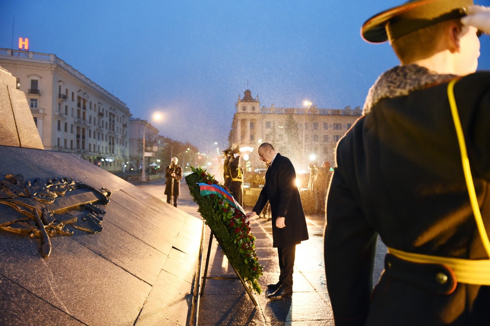 President Ilham Aliyev visited Victory Square in Minsk