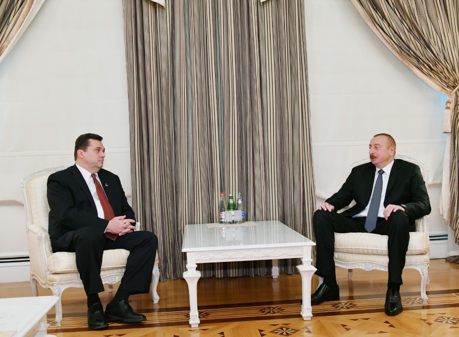 President Ilham Aliyev received chairman of Russian Union of Journalists