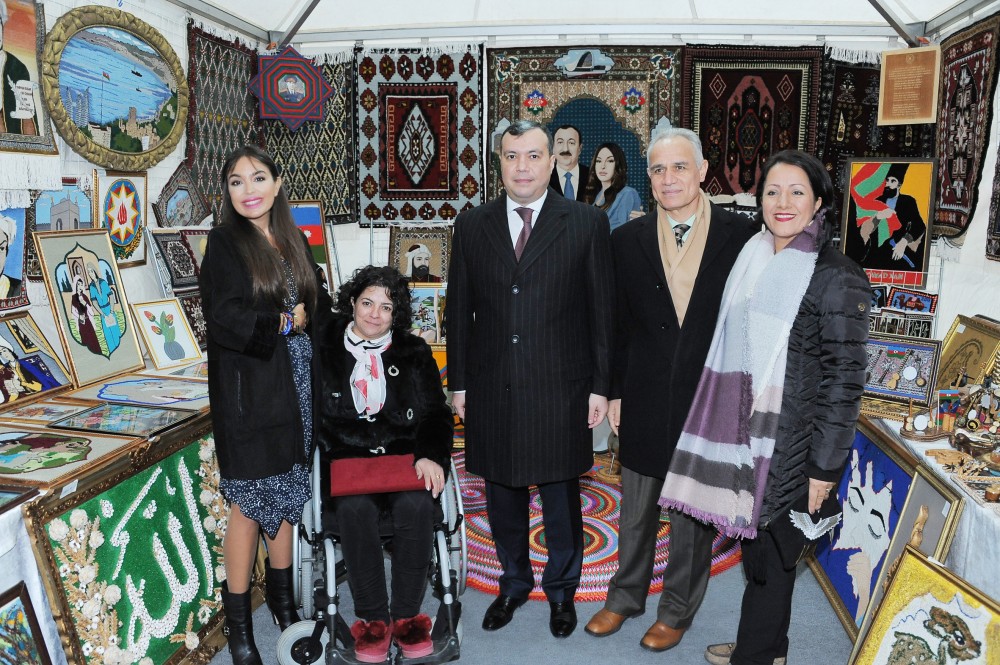 В Баку проходит Х Общереспубликанская творческая выставка-ярмарка лиц с ограниченными физическими возможностями
