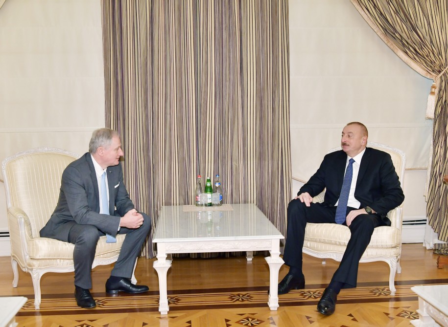 President Ilham Aliyev received executive director of International Astronautical Federation