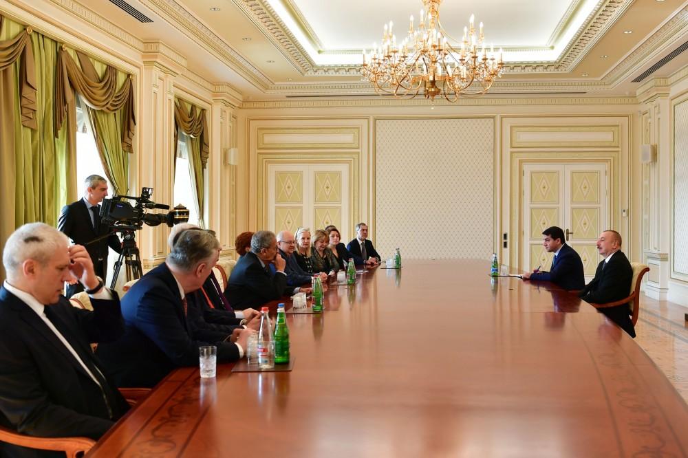 President Aliyev receives members of Board of Trustees of Nizami Ganjavi International Center