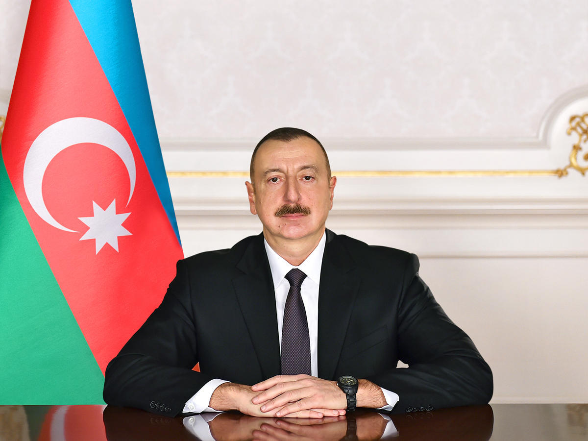 Президент Ильхам Алиев поздравил нового президента Казахстана